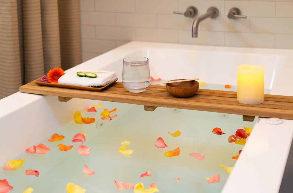 mineral bath close up